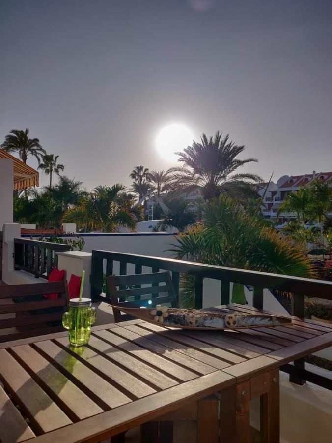 Apartamento Seafront New Modern Playa de las Américas Exterior foto
